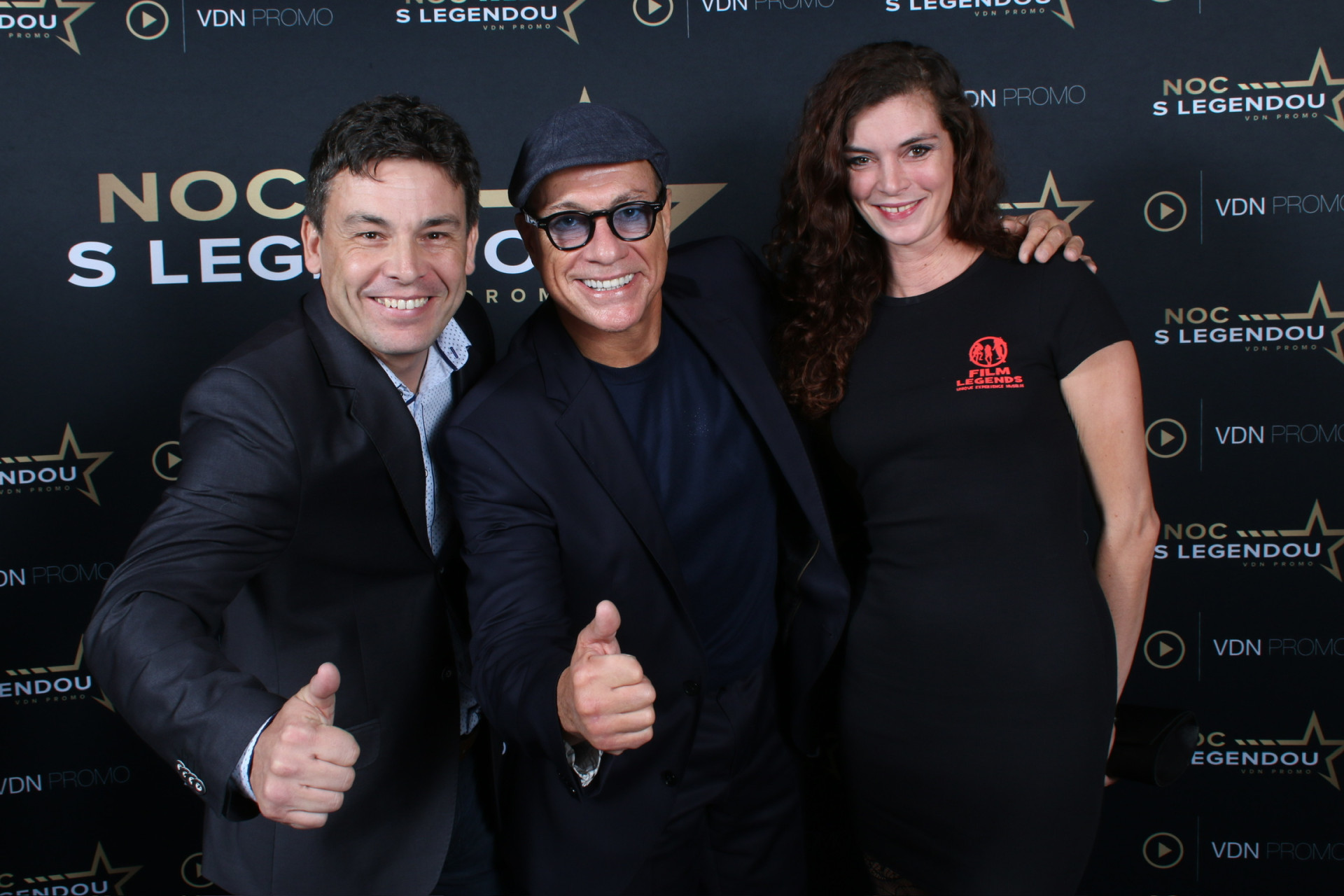 Johnny a Jean-Claude Van Damme na Noci s legendou